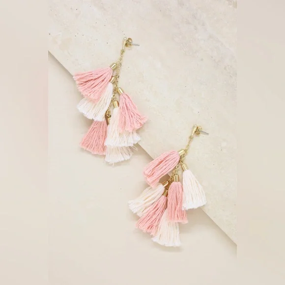 NWT Ettika daydreamer tassel 18k gold plated earrings - Picture 3 of 6